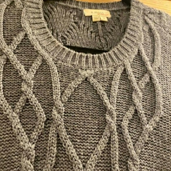 A. MOSS Sweater cap - Picture 3 of 16